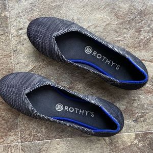 Rothys round toe flats